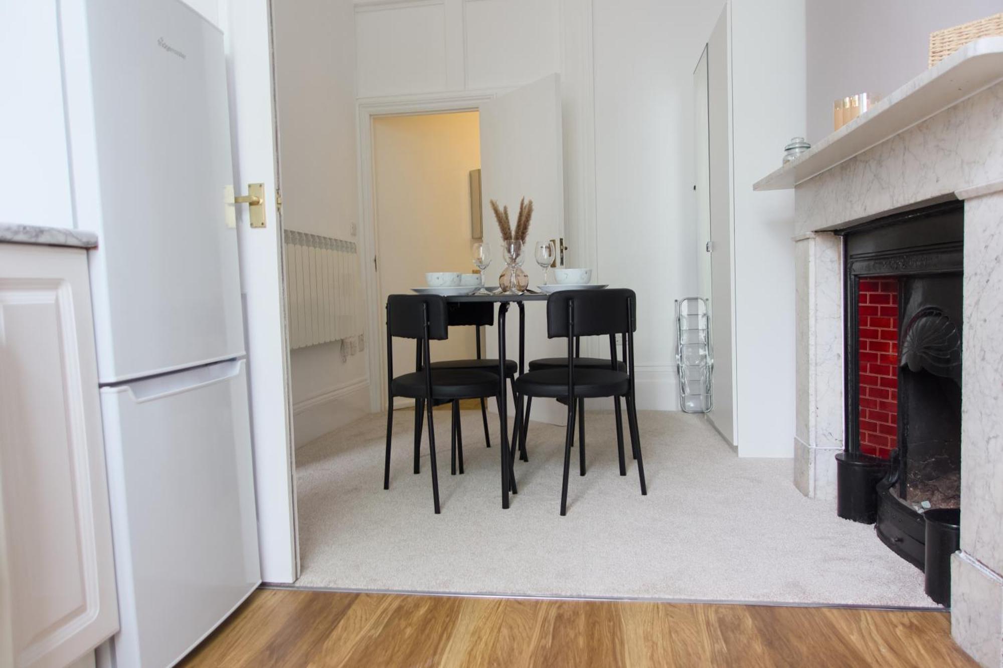 1 Bedroom Apartment - The Opal Cheltenham Exterior foto